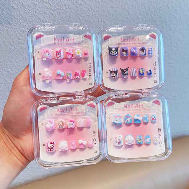 Sanrio Cute Children's Nail Stickers Cartoon Pink Wearable Nails with Adhesive Self-Adhesive Nail Accessories Nail Art Stickers detail 2