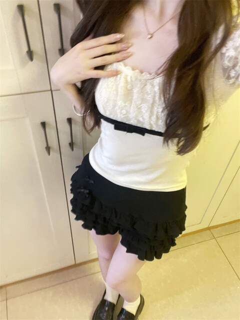 Korean-Style Lace Patchwork Bow Short-Sleeve T-Shirt for Women, Summer Slim-Fit Puff Sleeve Square Neck Top detail 2