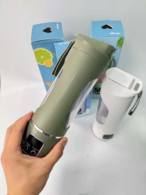 Cross-Border Juicer Cup with 12-Blade Composite, Fully Automatic Household Ice Crusher, Rechargeable Portable Juice Maker, Outdoor Travel Cup detail 10