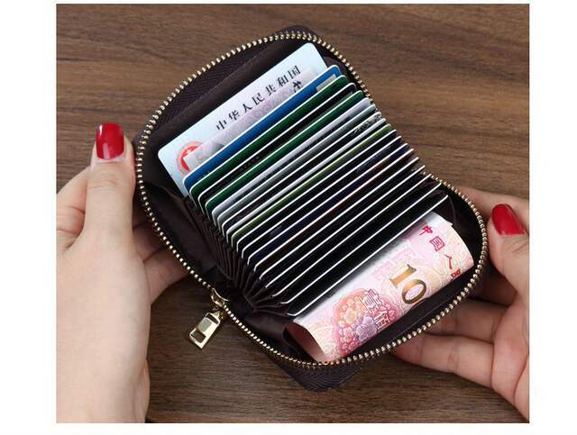 Anti-Degaussing Card Holder for Women, High-End, Large Capacity, Multiple Card Slots, Credit Card, Driver's License, Business Card Holder, Anti-Theft Bank Card Holder detail 5