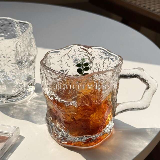 Ins-Style Glass Cup with Handle for Home Use, High Aesthetic Value, Suitable for Drinking Water, Coffee, Milk, Juice, and Breakfast detail 1