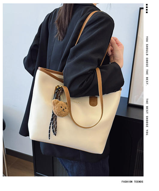 Cross-Border Retro Large-Capacity Bag for Women 2025 New Fashion Korean Niche Tote Bag Single Shoulder Armpit Bag Wholesale detail 1