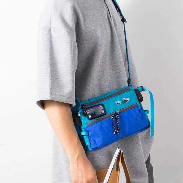 Contrast Color Fishing Crossbody Bag, Trendy Street Shoulder Bag, Men's and Women's Outdoor Waterproof Small Bag, Multi-Functional Functional Mobile Phone Bag detail 1