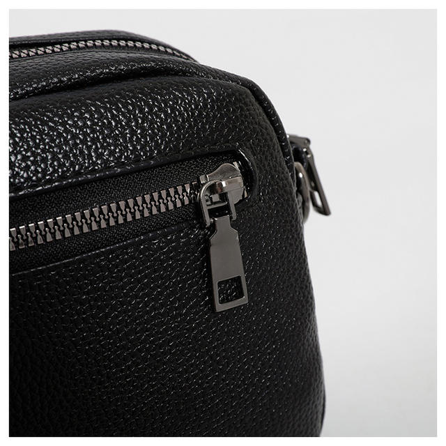 Cross-Border Hot-Selling Women's Bags 2025 New Style Simple and Fashionable Single Shoulder Crossbody Small Square Bag with Wide Shoulder Strap Casual Bag Bags detail 4