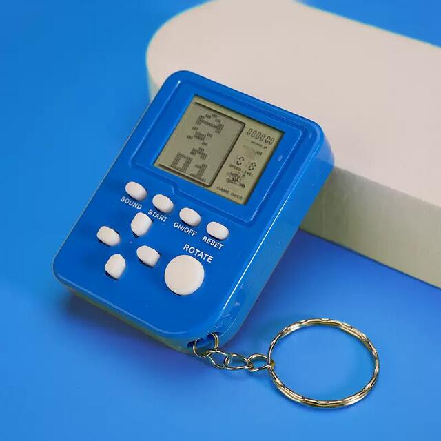 Handheld Mini Game Console Toy Russian Nostalgic Classic Educational Cultural and Creative Toys Creative Gift Keychain