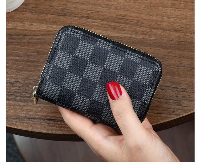 Anti-Degaussing Card Holder for Women, High-End, Large Capacity, Multiple Card Slots, Credit Card, Driver's License, Business Card Holder, Anti-Theft Bank Card Holder detail 9