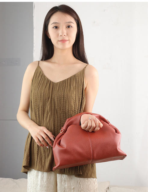 Cross-Border Polen Cloud Bag with Lychee Pattern Dumpling-Shaped Women's Fashion Handbag and Crossbody Bag detail 7