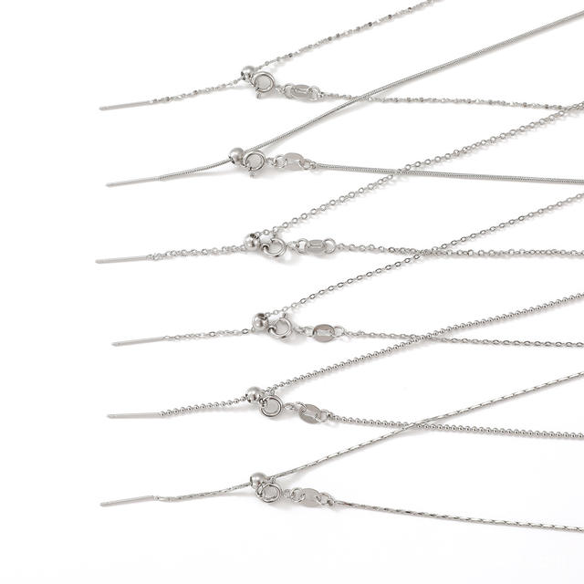 Titanium Steel Non-Fading Universal Chain Stainless Steel Necklace for Women, Light Luxury Clavicle Chain, Adjustable for Autumn and Winter, High-End DIY Accessory detail 5
