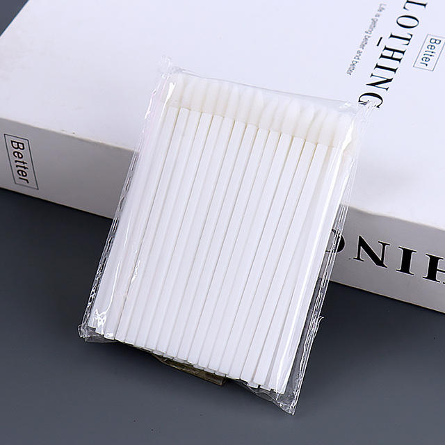 Hollow Rod Lip Brush, Transparent Lipstick Lip Gloss Stick, Makeup Tool, Portable Cleaning Brush, 50 Disposable Lip Brushes detail 10