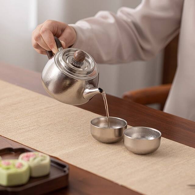 Pure Titanium Teapot Kung Fu Tea Set Household Teapot Outdoor Camping Bacteriostatic Preservation Kettle High-end Light Luxury Leadership Gift detail 5