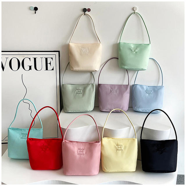Korean-Style Dopamine Embroidered Nylon Bag Birthday Wedding Gift Bag Casual Versatile Shoulder Underarm Bucket Bag detail 1