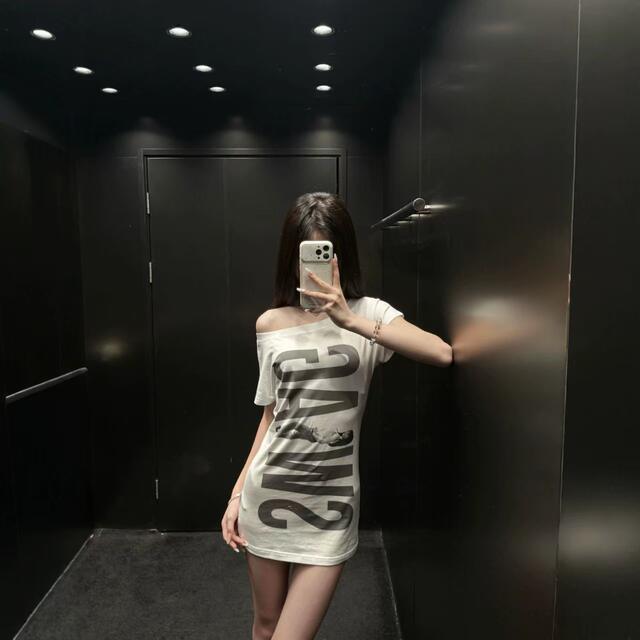 26Scu* Summer New Korean Style Niche Letter Print Loose Fit Off-Shoulder Short-Sleeve T-Shirt Top for Women detail 5