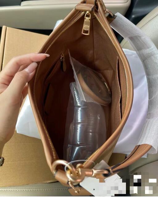 2025 Koujia Cjia New Model Laurel31 Medium-Sized Hobo Bag High-Quality Handbag Underarm Shoulder Crossbody Women's Bag detail 4