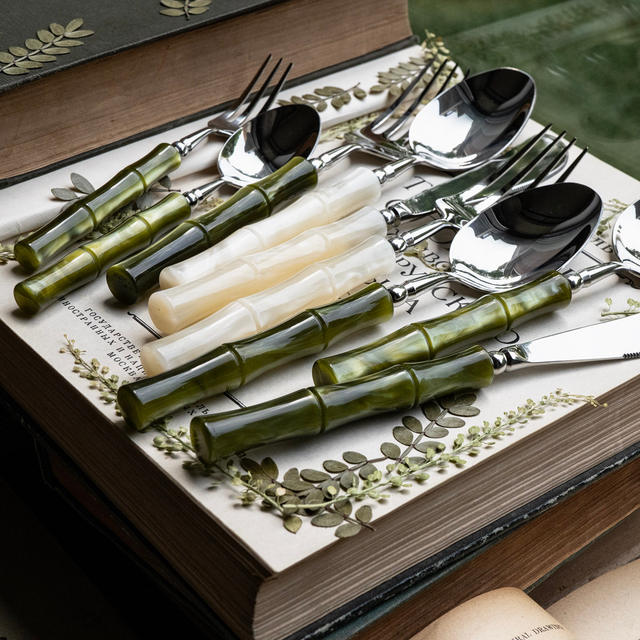 High-Quality Stainless Steel Cutlery Set: Steak Knife, Fork, and Spoon Three-Piece Set, High-End Western-Style Dessert Spoon, Long-Handled Knife, Fork, and Spoon detail 9