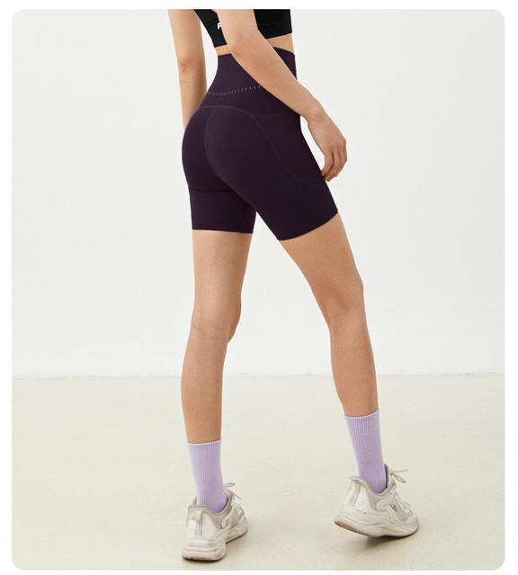 High-Waisted Yoga Shorts with No Awkward Lines, Peach-Lift Design, Suitable for Cycling, Fitness, Running, with Pockets, Women's Sports Shorts detail 2