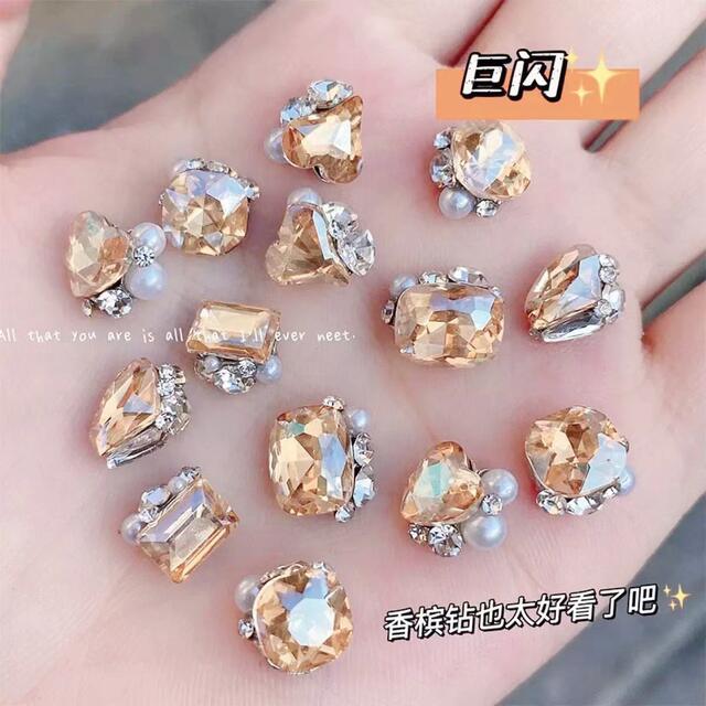 New Sparkling Champagne-Colored Nail Art Accessories with Trendy Transparent Crystal Tilted Heart-Shaped 3D Nail Rhinestones detail 7