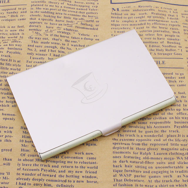 Ultra-thin aluminum alloy business card case matte business card holder carry gift business card holder laser logo detail 6