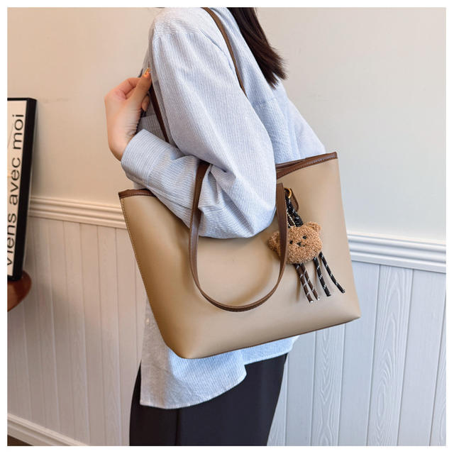 Cross-Border Retro Large-Capacity Bag for Women 2025 New Fashion Korean Niche Tote Bag Single Shoulder Armpit Bag Wholesale detail 8