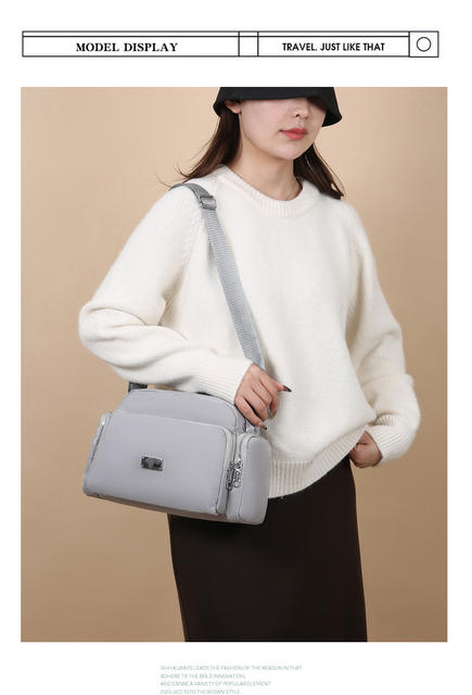 Factory Direct Sales Fashion Women's Bag Wholesale New Nylon Shoulder Crossbody Bag Large Capacity High Appearance Lightweight Mother Bag detail 9