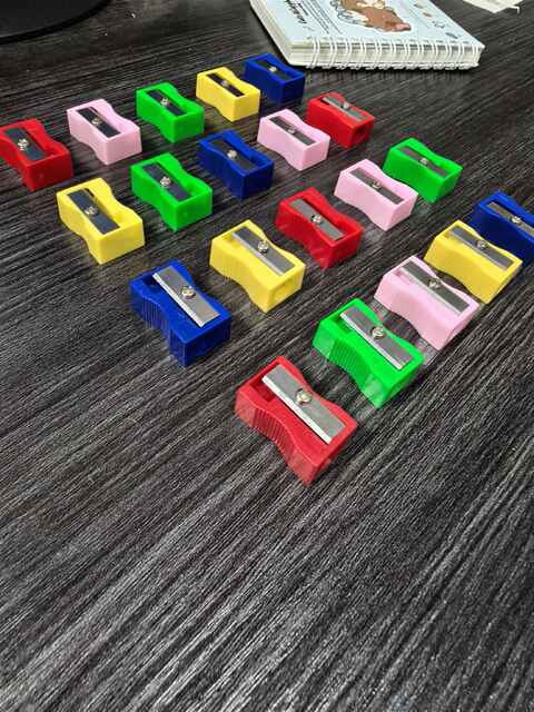 641 Rectangular Pencil Sharpener Cross-Border Plastic Pencil Sharpener Primary School Students Special Stationery Gifts Prizes Manufacturers Wholesale detail 1