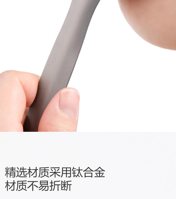 Titanium Alloy Tongue Scraper for Home Use, Oral Tongue Cleaning Tool, Tongue Dirt Remover, Tongue Scraper Tool for Deep Cleaning detail 6