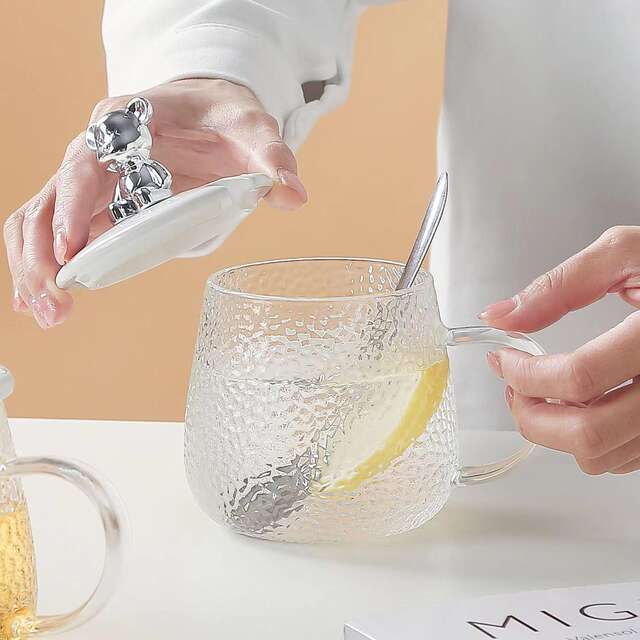 Little Bear Mark Glass Water Cup Glacier Household Heat-Resistant Glass Hammered Handle Cup Ins Breakfast Cup Logo Printing detail 2