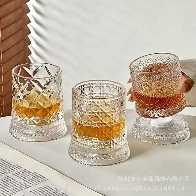 Popular Whiskey Rotating Glass, Glowing Spinning Glass, Trendy Light Luxury Embossed Glass Wine Glass, Liquor Glass detail 5
