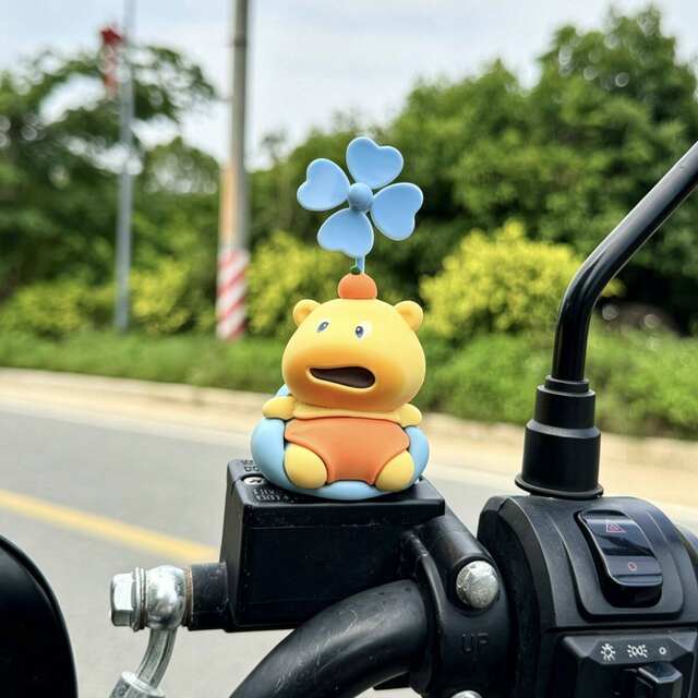 Electric Vehicle Decoration Capybara Lulu Rotating Windmill Bicycle Motorcycle Universal Cute Decorative Toy Pendant detail 3