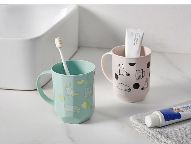 Plastic mouthwash Cup toothbrush cup children's toothbrush cup creative cute couple brushing Cup toothbrush cup detail 10