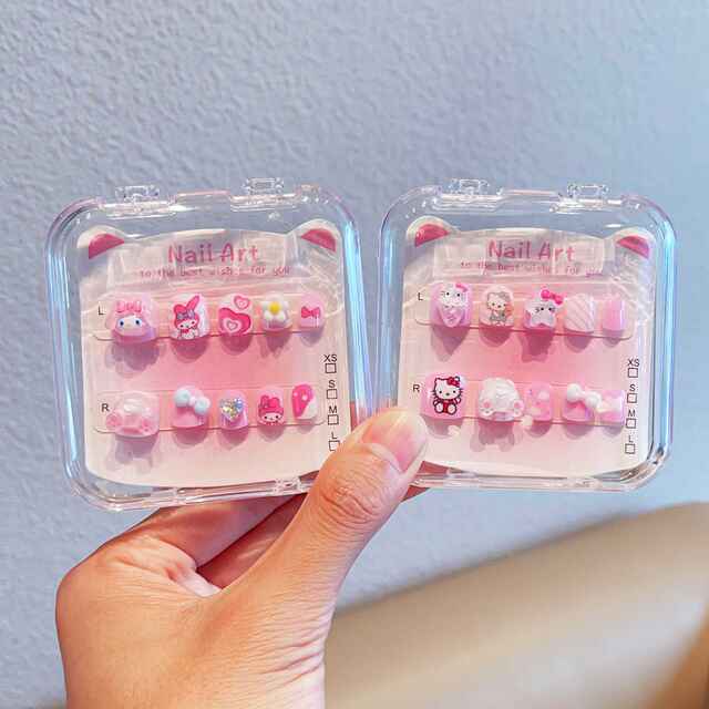 Sanrio Cute Children's Nail Stickers Cartoon Pink Wearable Nails with Adhesive Self-Adhesive Nail Accessories Nail Art Stickers detail 9