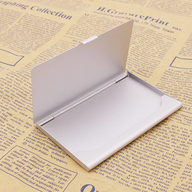 Ultra-thin aluminum alloy business card case matte business card holder carry gift business card holder laser logo detail 8