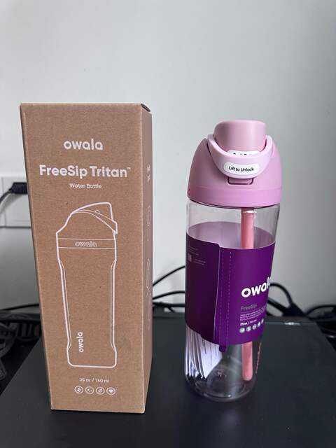 New Owala Plastic Water Cup Freesip Straw Cup Outdoor Fitness Portable Water Cup with Handle Sports Plastic Cup detail 9