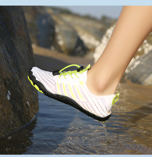 Spring and Summer New Beach Shoes Couple's Tracing Shoes Men's and Women's Light Non-slip Riding Shoes Outdoor Wading Swimming Fishing Shoes detail 12