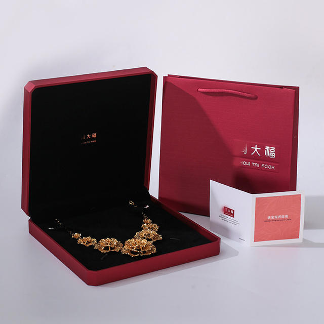 Chow Tai Fook Style Octagonal Jewelry Box, Red Leatherette Paper, Fashionable and High-End Gift Packaging for Wedding Gifts, Ring Box detail 11