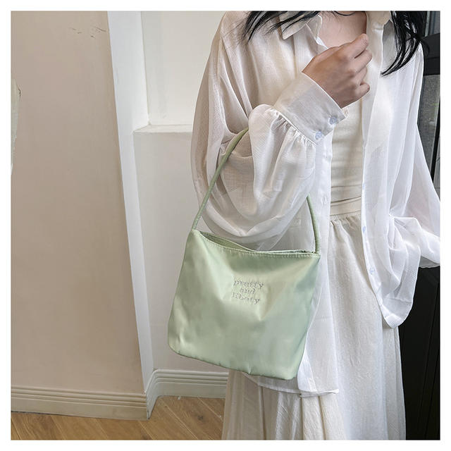 Korean-Style Dopamine Embroidered Nylon Bag Birthday Wedding Gift Bag Casual Versatile Shoulder Underarm Bucket Bag detail 12