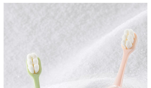 Betis Kidsren's Soft-Bristled Toothbrush for Babies, Special for 0-1 to 3 Years Old Infants and Young Kidsren Oral Cleaning Milk Toothbrush detail 3