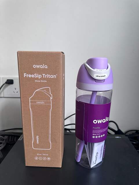 New Owala Plastic Water Cup Freesip Straw Cup Outdoor Fitness Portable Water Cup with Handle Sports Plastic Cup detail 10
