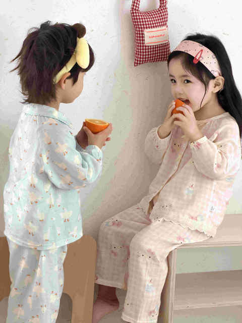 Children's Pajamas Pure Cotton Double-Layer Gauze Spring, Summer and Autumn Thin Baby Home Clothes Men's and Women's Cartoon Air-Conditioned Clothing Set detail 4