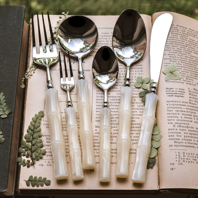 High-Quality Stainless Steel Cutlery Set: Steak Knife, Fork, and Spoon Three-Piece Set, High-End Western-Style Dessert Spoon, Long-Handled Knife, Fork, and Spoon detail 12