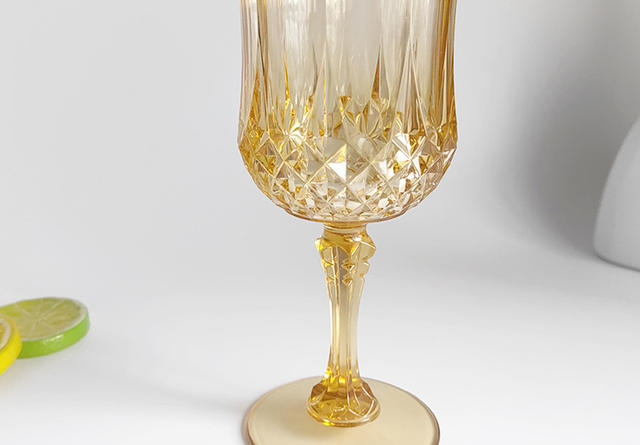 Factory Direct Sales Bar Wine Glasses Creative Diamond Pattern Champagne Glasses Liquor Glasses Colorful Tall Plastic Wine Glasses detail 7