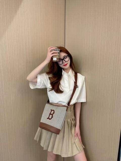Mlb Bucket Bag 2025 New Model Ny Embroidered Women's Daily Fashion Versatile Large Capacity Lightweight Shoulder Crossbody Bag detail 8