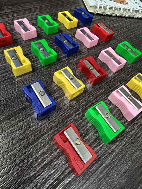 641 Rectangular Pencil Sharpener Cross-Border Plastic Pencil Sharpener Primary School Students Special Stationery Gifts Prizes Manufacturers Wholesale detail 6