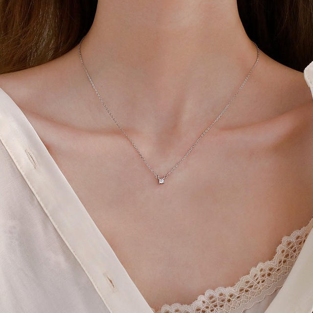 S925 Sterling Silver Plated 14K Gold Classic Four-claw Flash Diamond NecKlace Simple Elegant Women's Clavicle Chain ins Accessible Luxury NecKlace detail 5