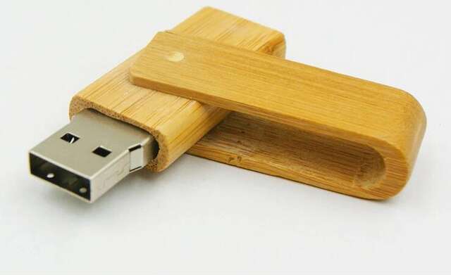 Bamboo USB flash drive rotating bamboo USB flash drive detail 3