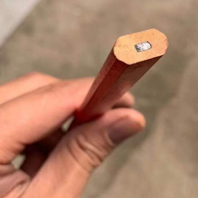 Woodworking Pencil Site Special Marking Work Special Flat Head Pen Wood Black Octagonal Red Square Line High Color Value detail 6