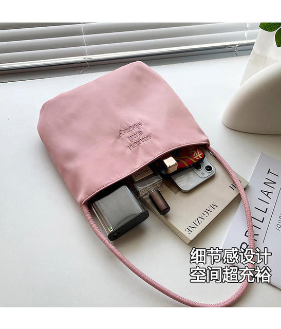 Korean-Style Dopamine Embroidered Nylon Bag Birthday Wedding Gift Bag Casual Versatile Shoulder Underarm Bucket Bag detail 3