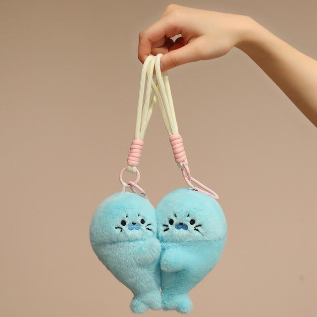 Magnetic Heart-Shaped Leopard Pendant Plush Toy Seal Doll Refrigerator Magnet Doll Girl's Backpack Decoration Keychain