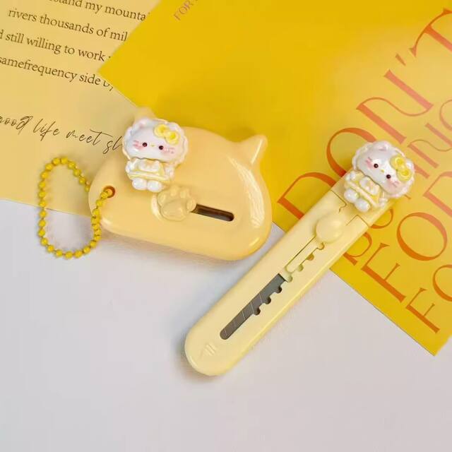 High-value cute kitty art knife hand account cutting paper mini express box opening artifact portable sharp small size detail 8