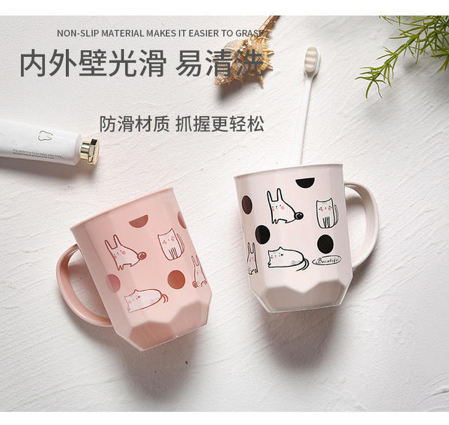 Plastic mouthwash Cup toothbrush cup children's toothbrush cup creative cute couple brushing Cup toothbrush cup detail 5