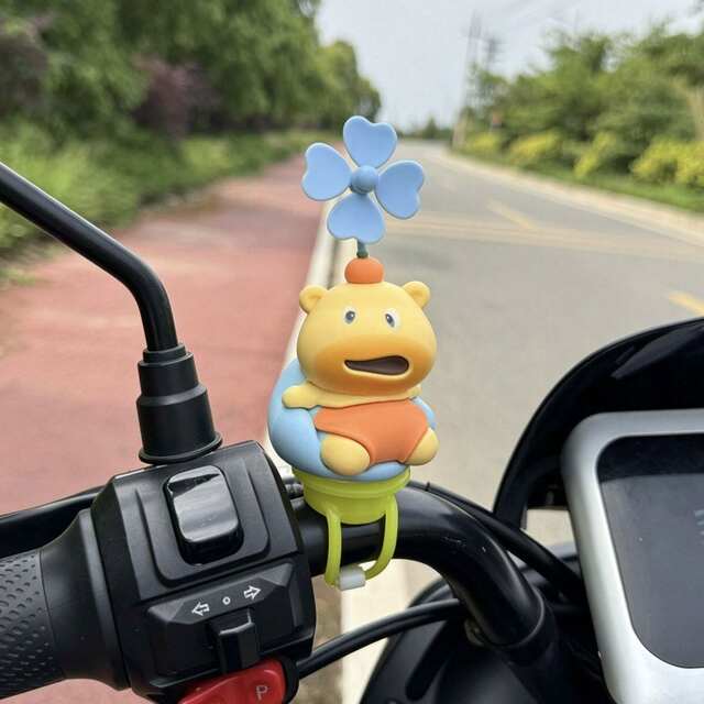 Electric Vehicle Decoration Capybara Lulu Rotating Windmill Bicycle Motorcycle Universal Cute Decorative Toy Pendant detail 2